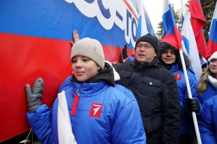Кузбасс отправил в Горловку новогодние подарки для детей 