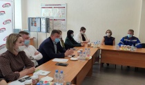 Состоялась встреча главы Топкинского муниципального округа с молодыми специалистами «Топкинского цемента»