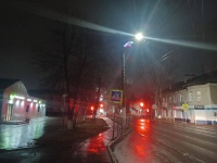 После обращения жителя г. Топки на прием к прокурору области в городе установили уличное освещение