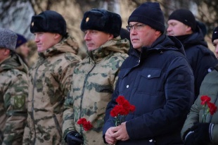 В Кузбассе проходят памятные мероприятия, посвященные Дню Героев Отечества 