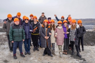 Кузбасские школьники побывали на  Топкинском цементном заводе