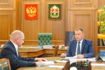  Илья Середюк поручил повысить долю современного пассажирского автотранспорта до 85%
