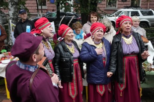 В Кузбассе проходят фестивали, концерты и интерактивные игры в честь Международного дня пожилых людей